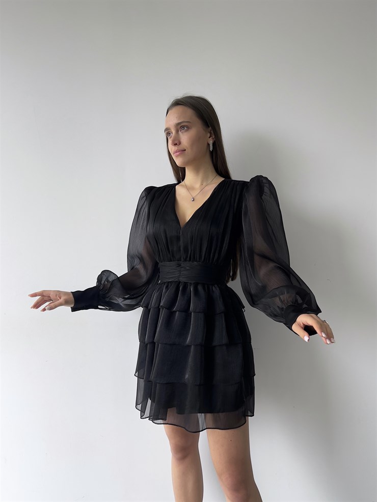 V Yaka Belden Oturtmalı Tül Kol Memo Kadın Siyah Fırfırlı Elbise 23K000295