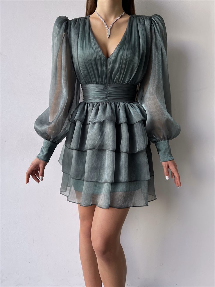 V Yaka Belden Oturtmalı Tül Kol Memo Kadın Haki Fırfırlı Elbise 23K000295