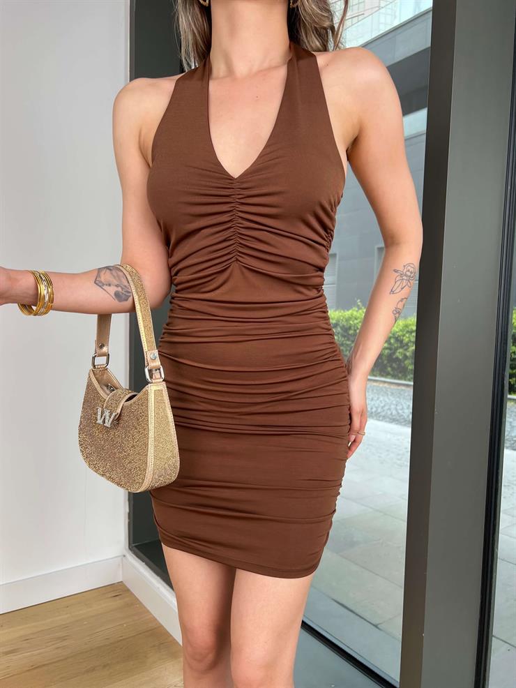 V Yaka Boyundan Bağlamalı Drapeli Menier Kahve Kadın Mini Elbise 25Y346