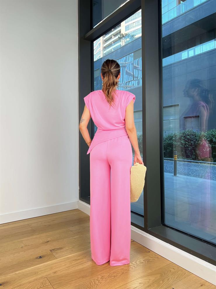 Asimetrik Kesim Bluz Yüksek Bel Bol Paça Pantolon Menlen Pembe Kadın Takım 25Y500