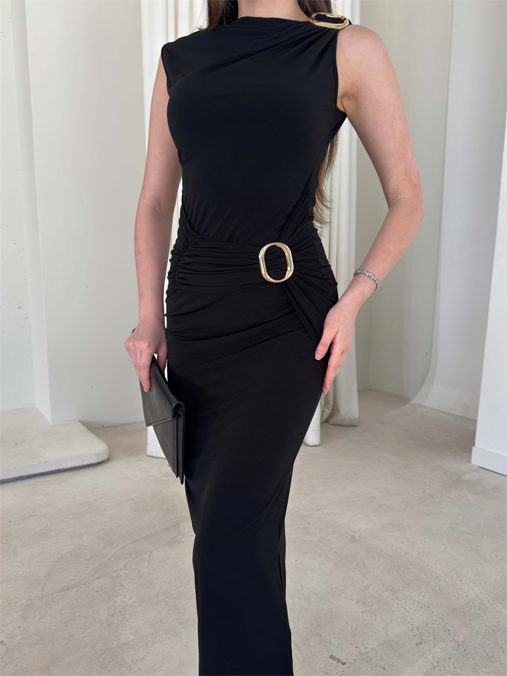 Ön Ve Omuz Aksesuar Detaylı Yandan Yırtmaçlı Siyah Mevren Kadın Elbise 26Y111