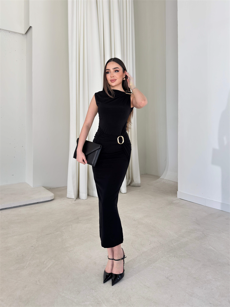 Ön Ve Omuz Aksesuar Detaylı Yandan Yırtmaçlı Siyah Mevren Kadın Elbise 26Y111