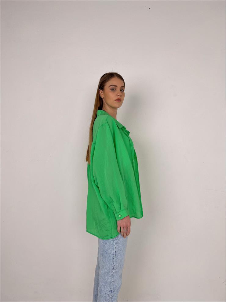 Önü Cep Detaylı Oversize Michelle Kadın Yeşil Gömlek 22Y000125