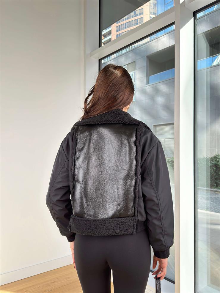 İçi Peluş Deri Detaylı Mihael Siyah Kadın Mont 25K254