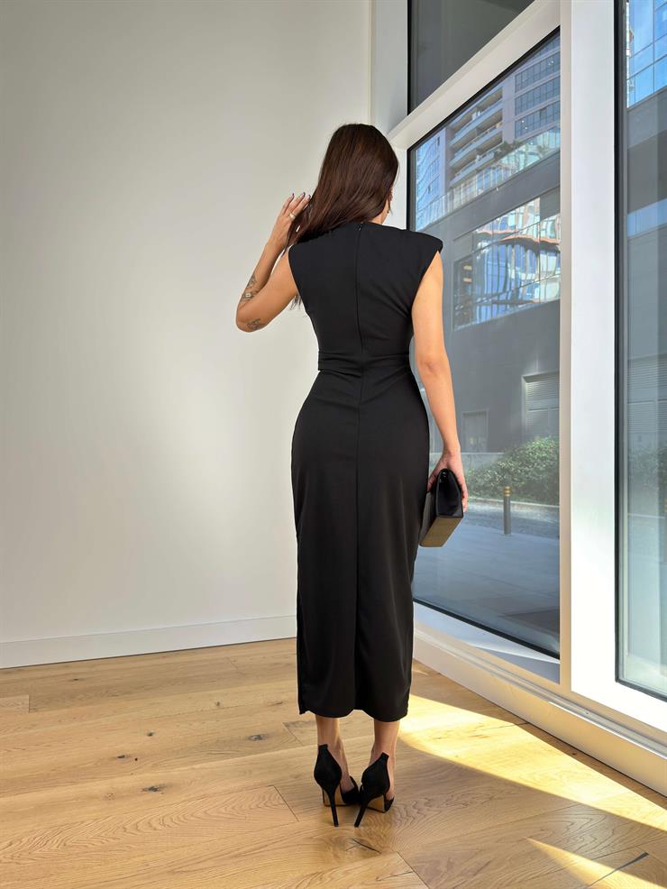 Kolsuz Bel Kısmı Aksesuar Detaylı Milenka Siyah Kadın Elbise 25K219