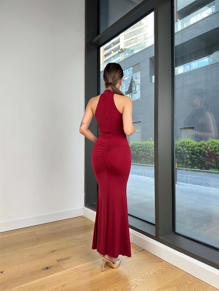Halter Yaka Drapeli Eteği Yırtmaçlı Milenlo Bordo Kadın Elbise 25Y343