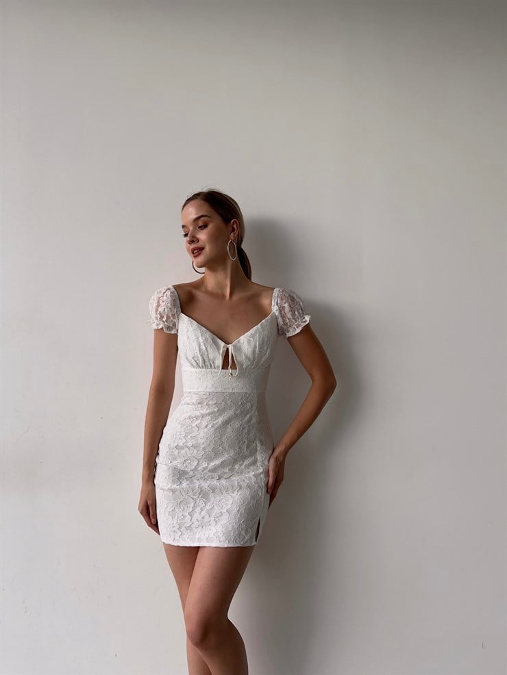Mini Boy Dantel Göğüsten Bağcıklı Yırtmaçlı Lope Kadın Beyaz Elbise 22Y000387