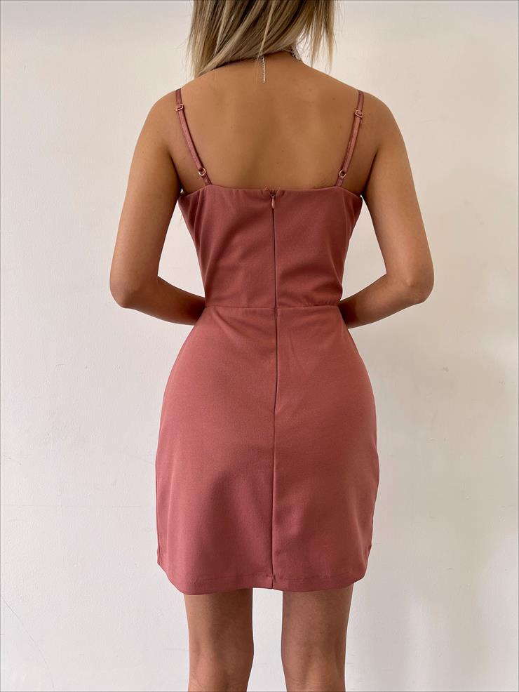 Mini Boy İnce Askılı Yırtmaç Kısmı Zincir Detaylı Zander Kadın Pudra Elbise 22Y000281