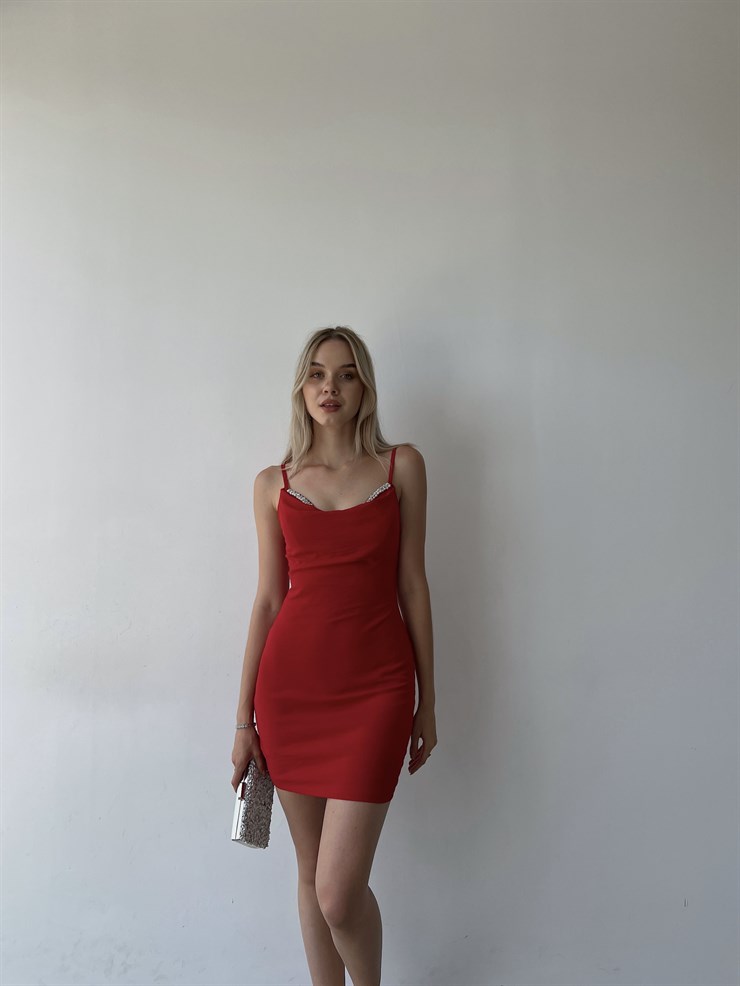 Mini Yakası İnci Detaylı İnce Askı Amiya Kadın Kırmızı Elbise 22Y000333