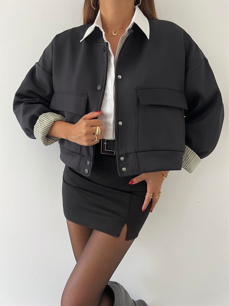 Ön Çıtçıt Kapamalı Büyük Cep Detaylı Mischa Kadın Siyah Oversize Ceket 23K000481