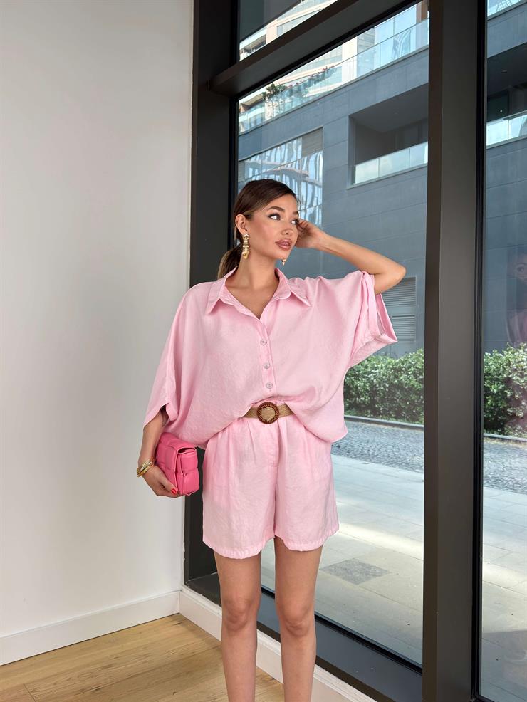 Kolları Bol Kesim Gömlek Yüksek Bel Pens Detaylı Şort Modal Pembe Kadın Takım 25Y427