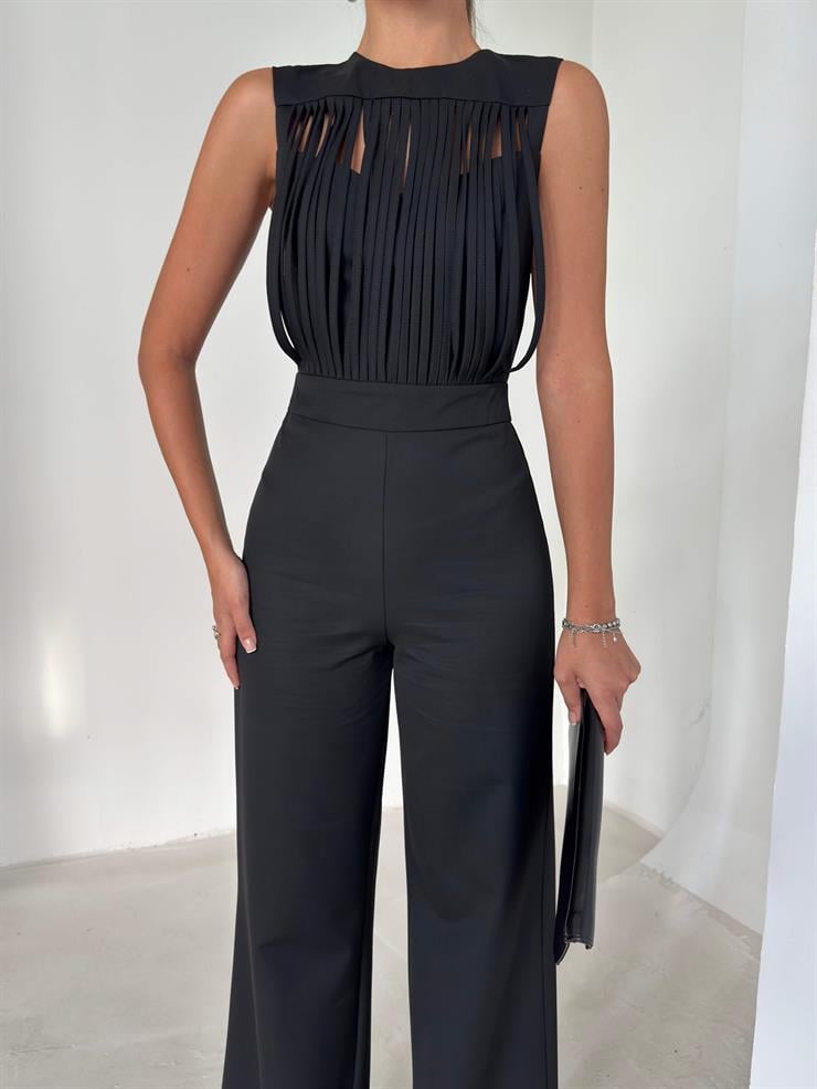 Önü Şeritli Yuvarlak Yaka Mosle Siyah Kadın Tulum 26K098