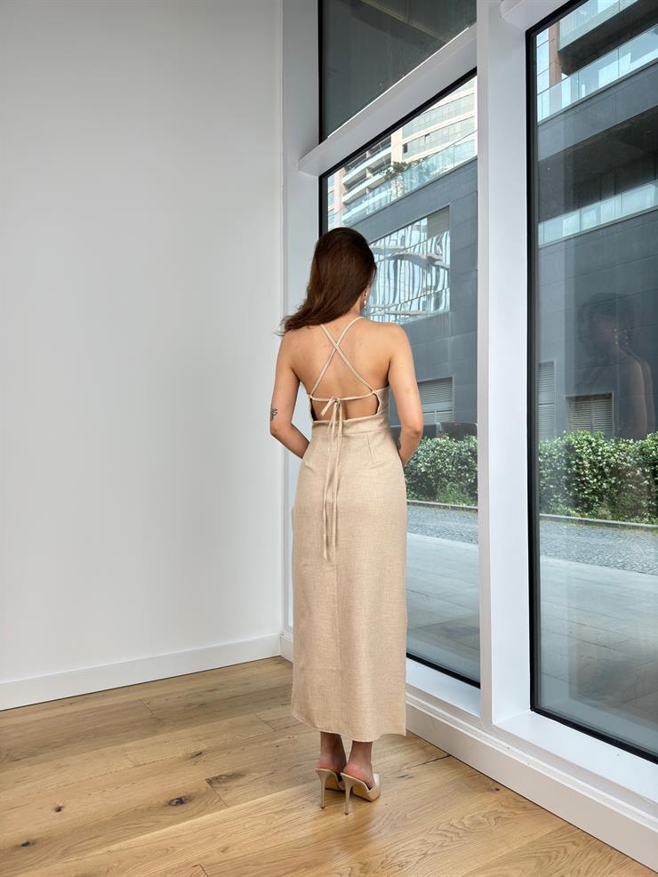 Askısı Arkadan Çapraz Bağlamalı Önü Büzgülü Naely Kadın Taş Midi Elbise 24Y614