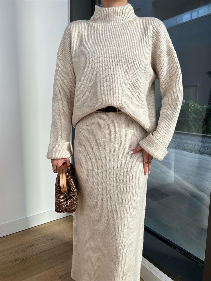 Boğazlı Oversize Kazak Yüksek Bel Uzun Etek Nakia Kadın Taş Triko Takım 24Y002