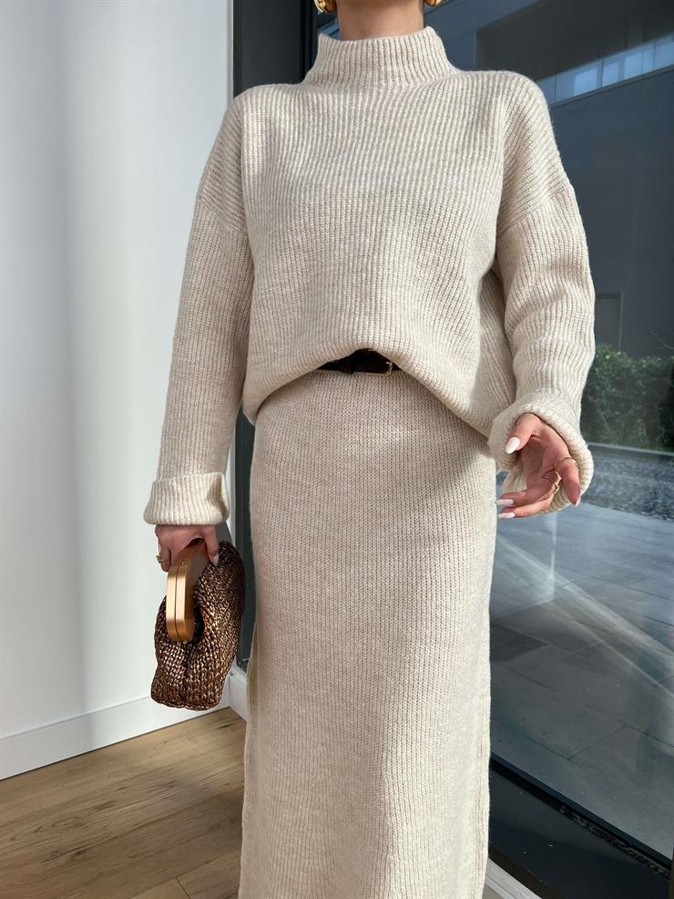 Boğazlı Oversize Kazak Yüksek Bel Uzun Etek Nakia Kadın Taş Triko Takım 24Y002