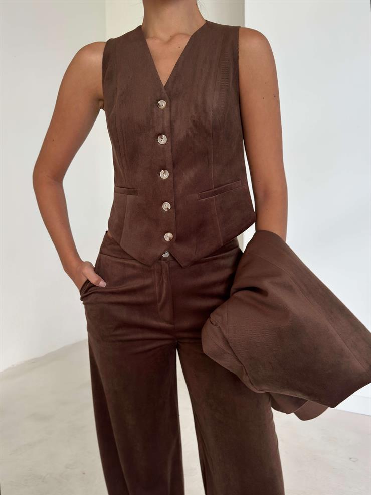 Önden Düğmeli V Yaka Kadife Crop Nelden Kahve Kadın Yelek 26K037