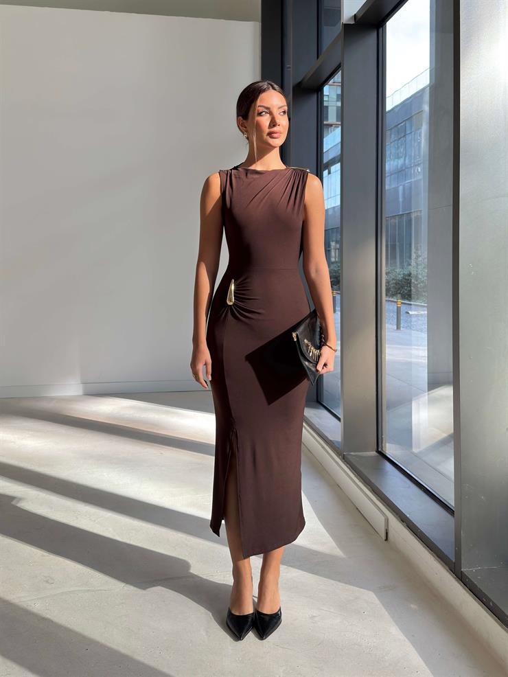 Aksesuarlı Yanı Yırtmaçlı Drape Detaylı Nelmare Kahve Kadın Elbise 26K185