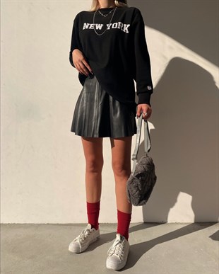 Bisiklet Yaka New York Baskılı Salaş Kadın Siyah Sweat 22K000011