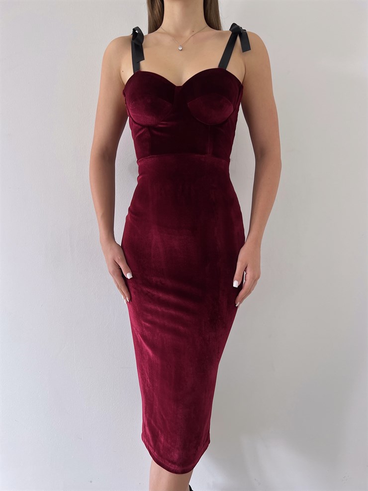 Göğüs Gloplu Arkası Yırtmaçlı Niger Kadın Bordo Elbise 23K000308