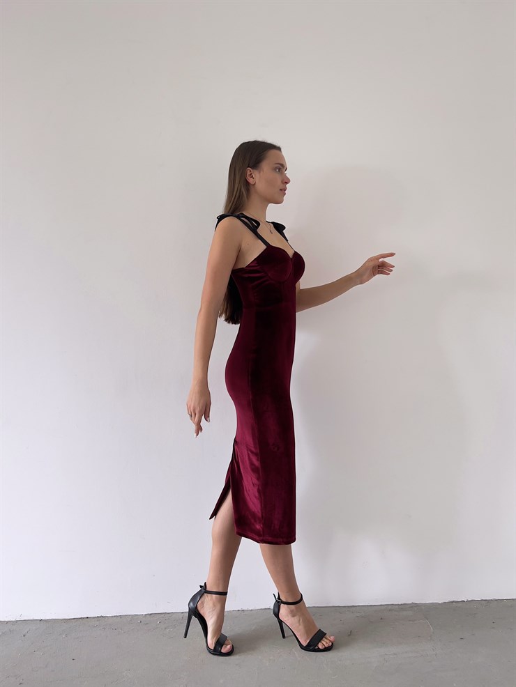 Göğüs Gloplu Arkası Yırtmaçlı Niger Kadın Bordo Elbise 23K000308