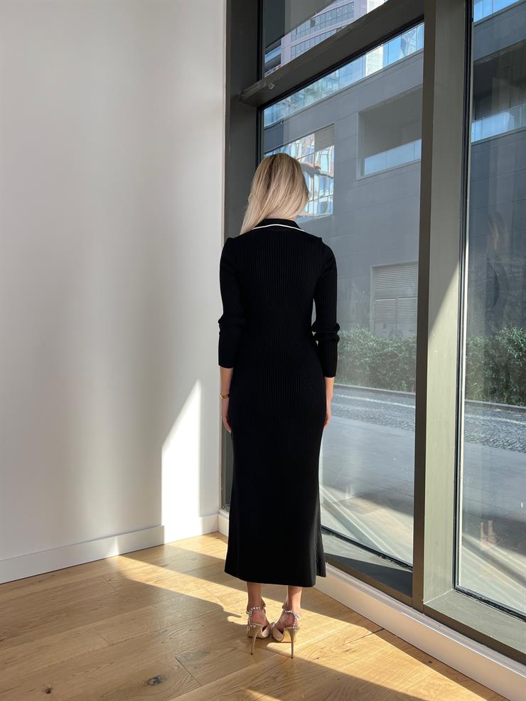 Polo Yaka Önü Çizgili Ve Düğmeli Uzun Kollu Ninnag Kadın Siyah Triko Elbise 24k000146