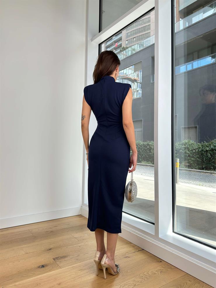 Yarım Boğazlı Drape Detaylı Kolsuz Norbert Kadın Lacivert Beli Tokalı Krep Elbise 24k420