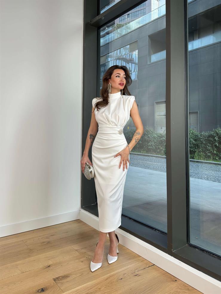 Yarım Boğazlı Drape Detaylı Kolsuz Norbert Kadın Ekru Beli Tokalı Krep Elbise 24k420