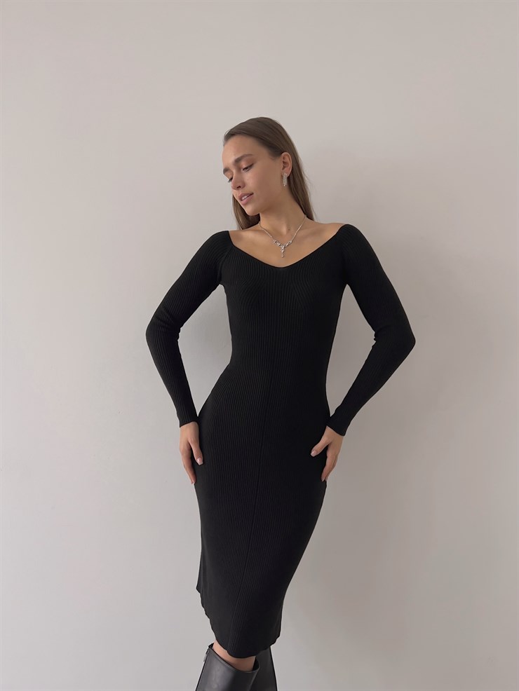 V Yaka Uzun Kol Nübel Kadın Siyah Midi Boy Triko Elbise 23K000222