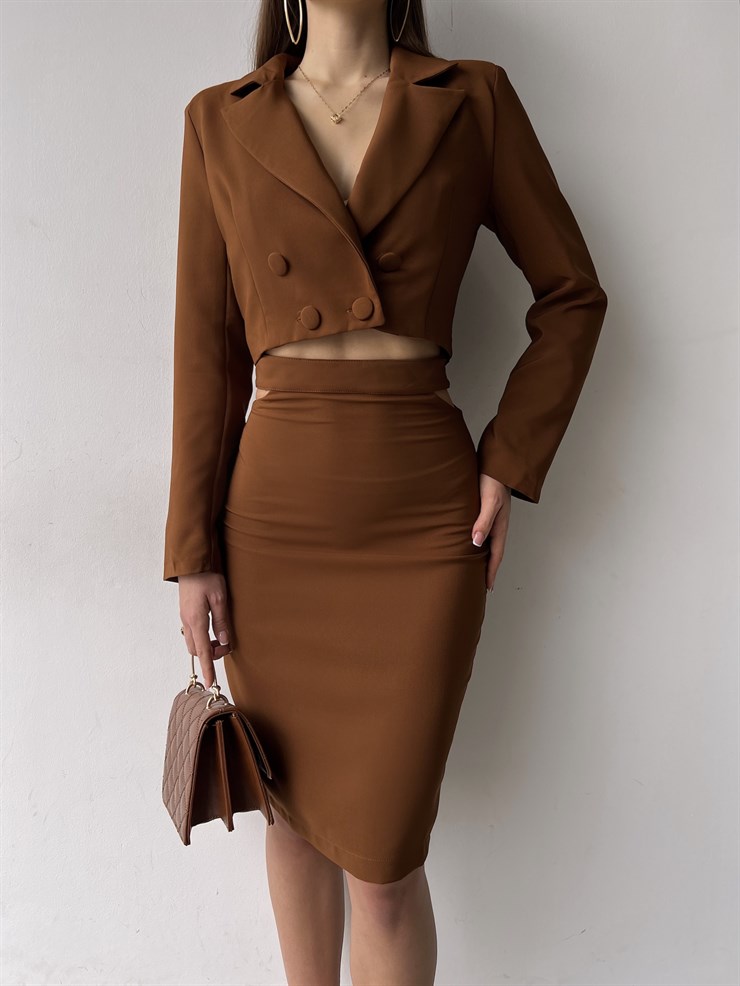 Üst Düğme Kapamalı Yüksek Bel Yan Pencere Detaylı Etek Nyasia Kadın Taba İkili Takım 23K000351