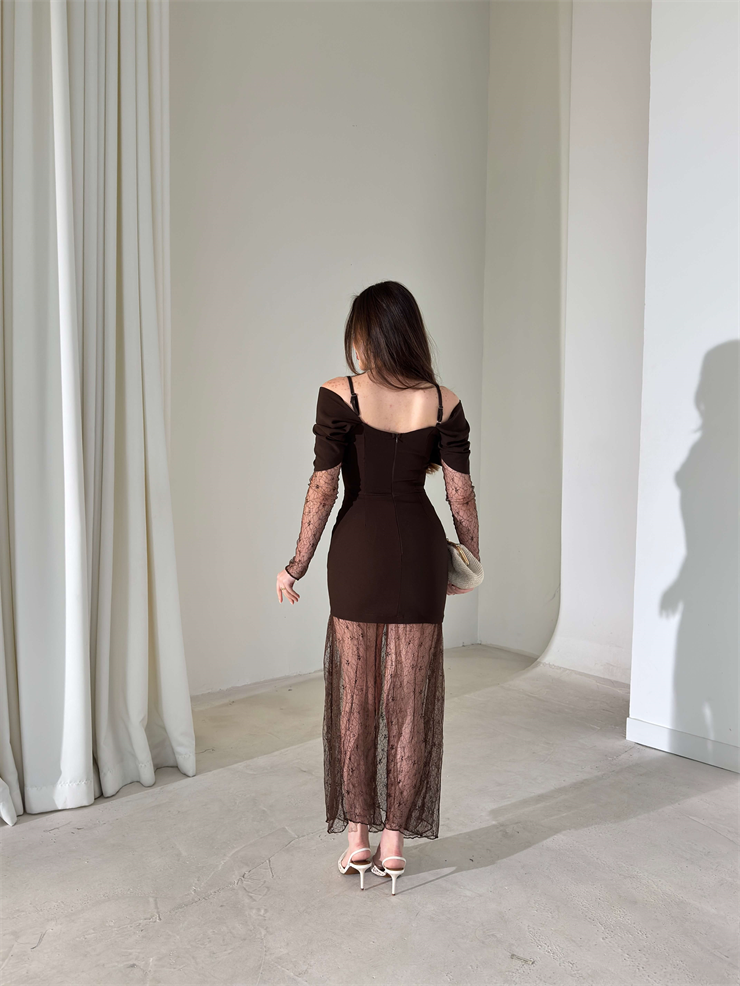 Askılı Madonna Yaka Kolları Eteği Dantelli Drapeli Oliner Kahve Kadın Elbise 26Y030