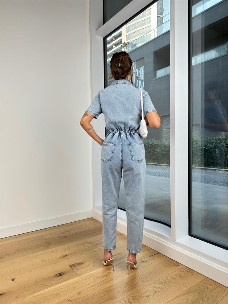 Kısa Kol Önü Düğme Kapamalı Bel Kısmı Lastikli Ve Bağlamalı Omaha Kadın Mavi Kot Tulum 24Y738