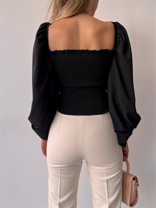 Önü Büzgülü Omuz Lastikli Balon Kol Kadın Siyah Bluz 22K000495
