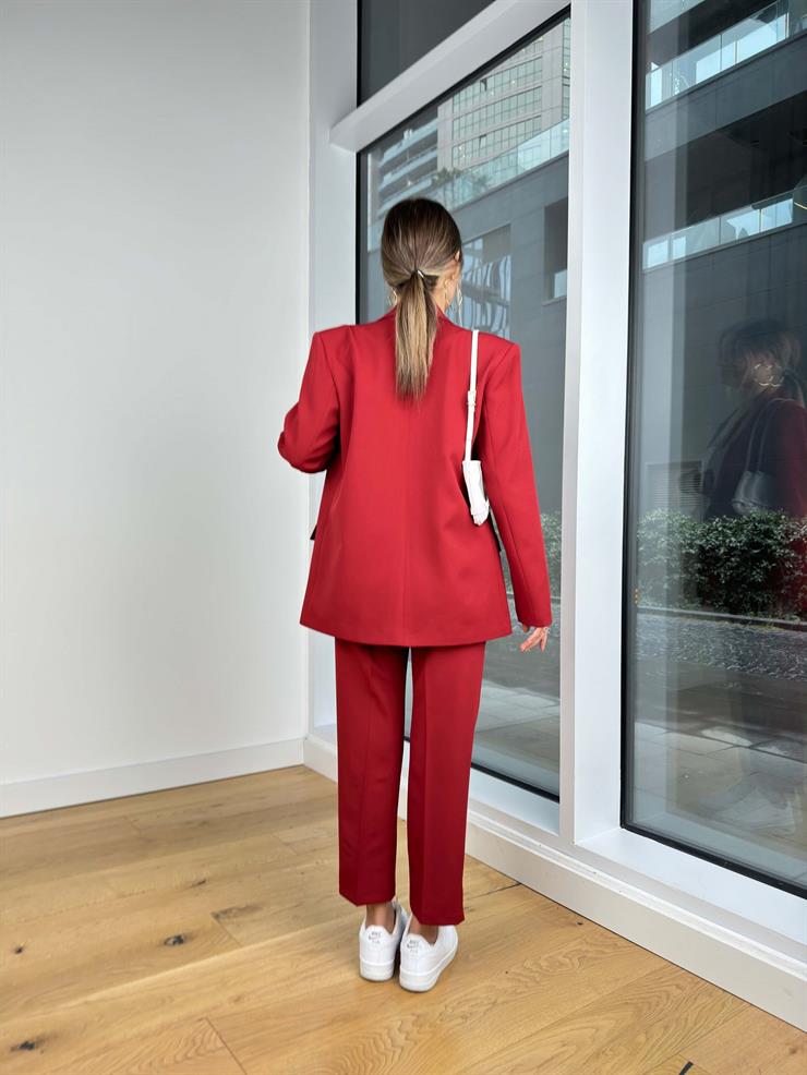 Omuz Vatkalı Düğme Kapamalı Blazer Ceket Yüksek Bel Dar Paça Pantolon Leone Bordo Kadın Takım 25K435