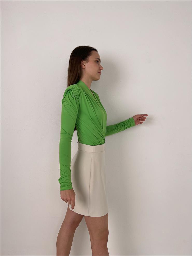 Omuzları Vatkalı Kruvaze Kadın Yuhanna Yeşil Bodysuit 22K000004