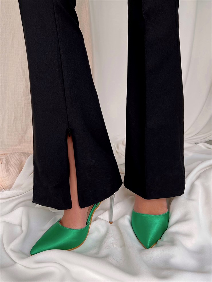 Önden Dikişli İspanyol Paça Fabiola Kadın Siyah Pantolon 22Y000024