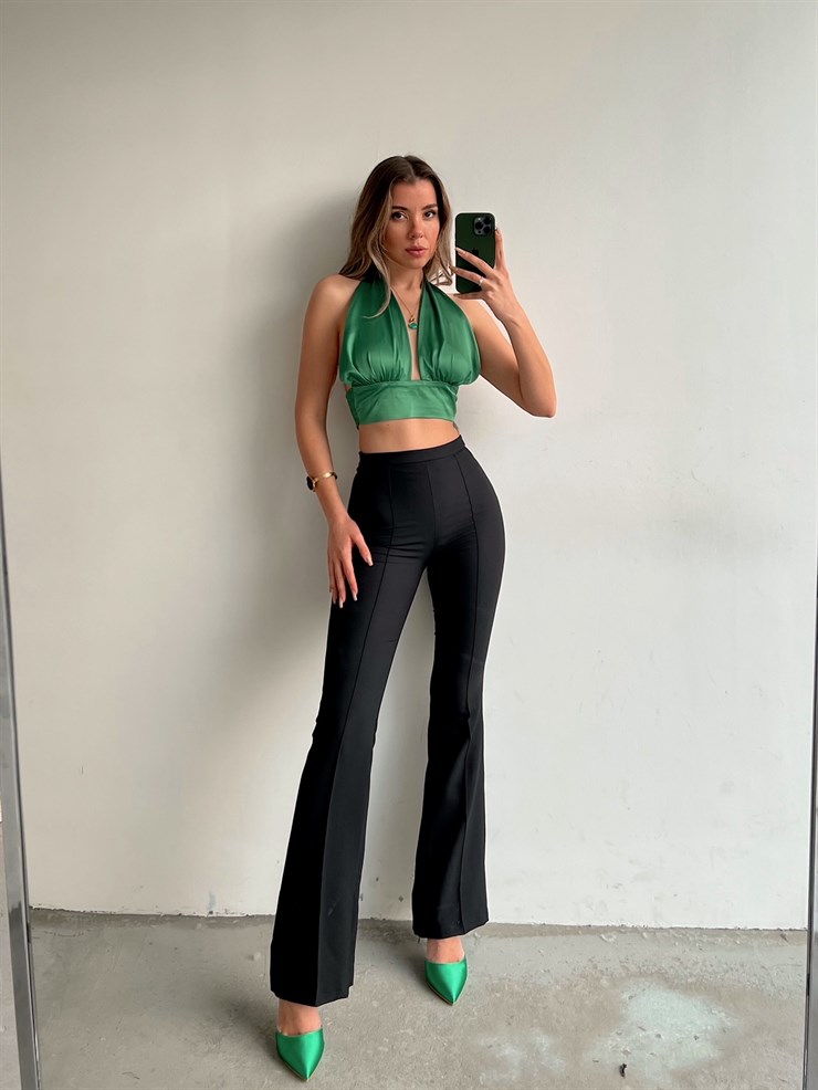 Önden Dikişli İspanyol Paça Fabiola Kadın Siyah Pantolon 22Y000024