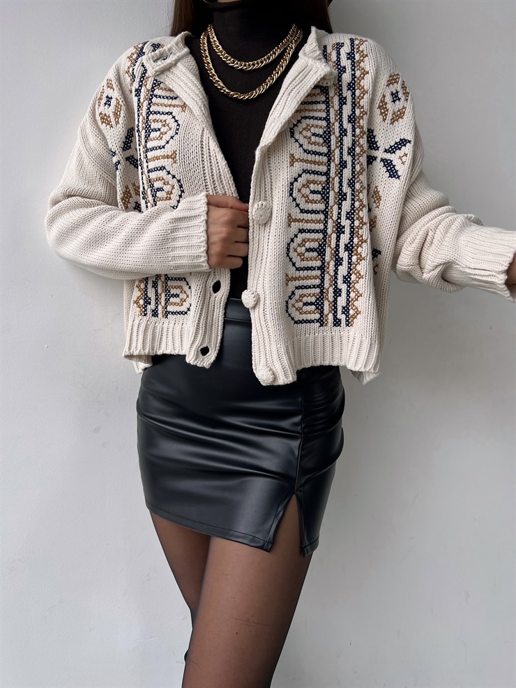 Önden Düğme Kapamalı Etnik Desenli Gisela Kadın Taba Benneton Hırka 23K000158