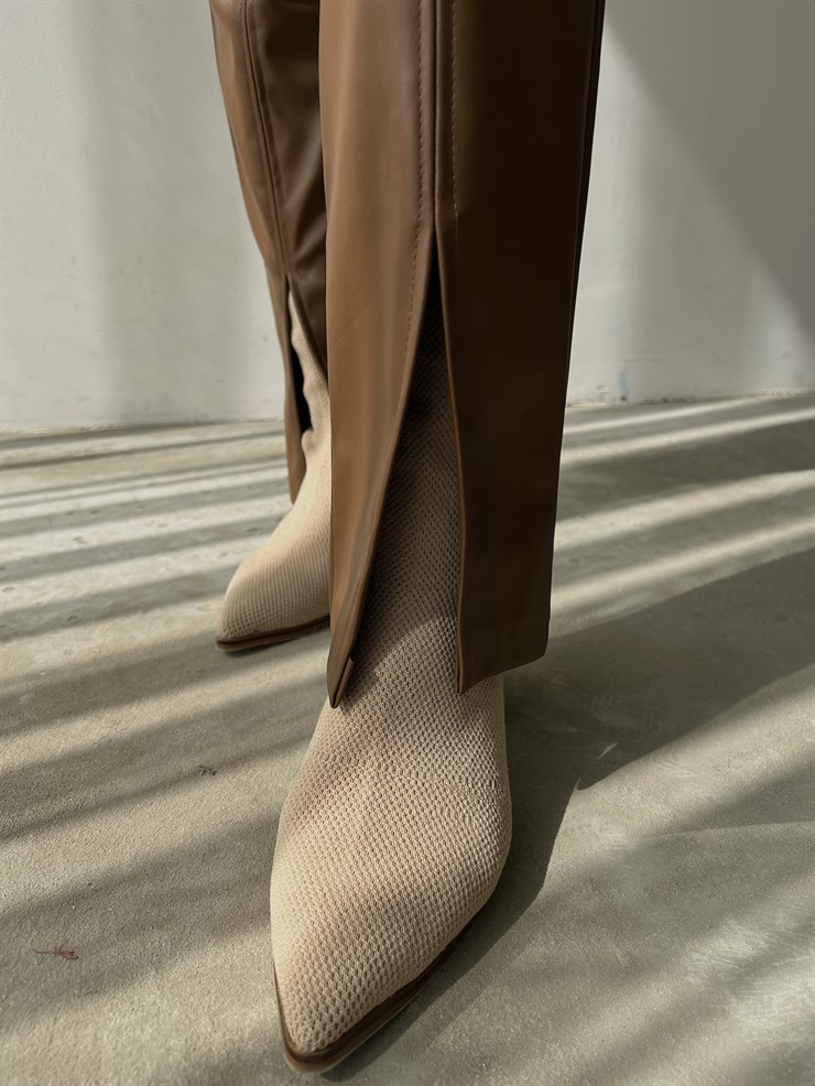 Önden Paçası Yırtmaçlı Connell Kadın Taba Vegan Deri Pantolon 23K000072