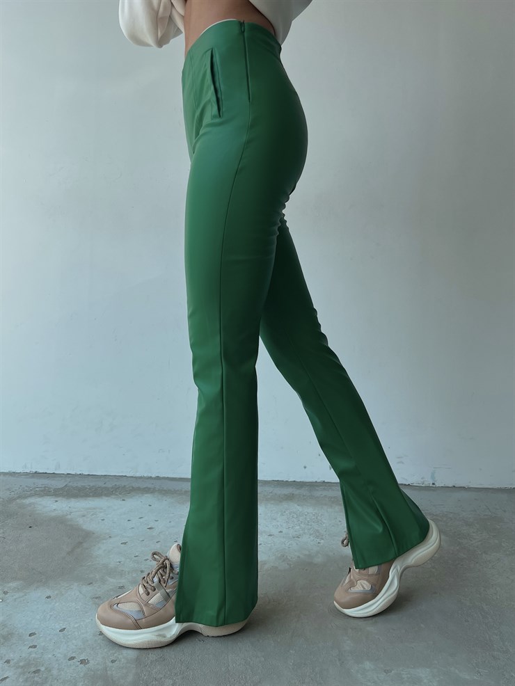 Önden Paçası Yırtmaçlı Connell Kadın Yeşil  Vegan Deri Pantolon 23K000072