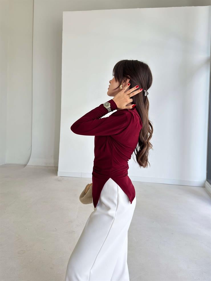Omzu Vatkalı Asimetrik Kesim Onerle Bordo Kadın Bluz 26K114