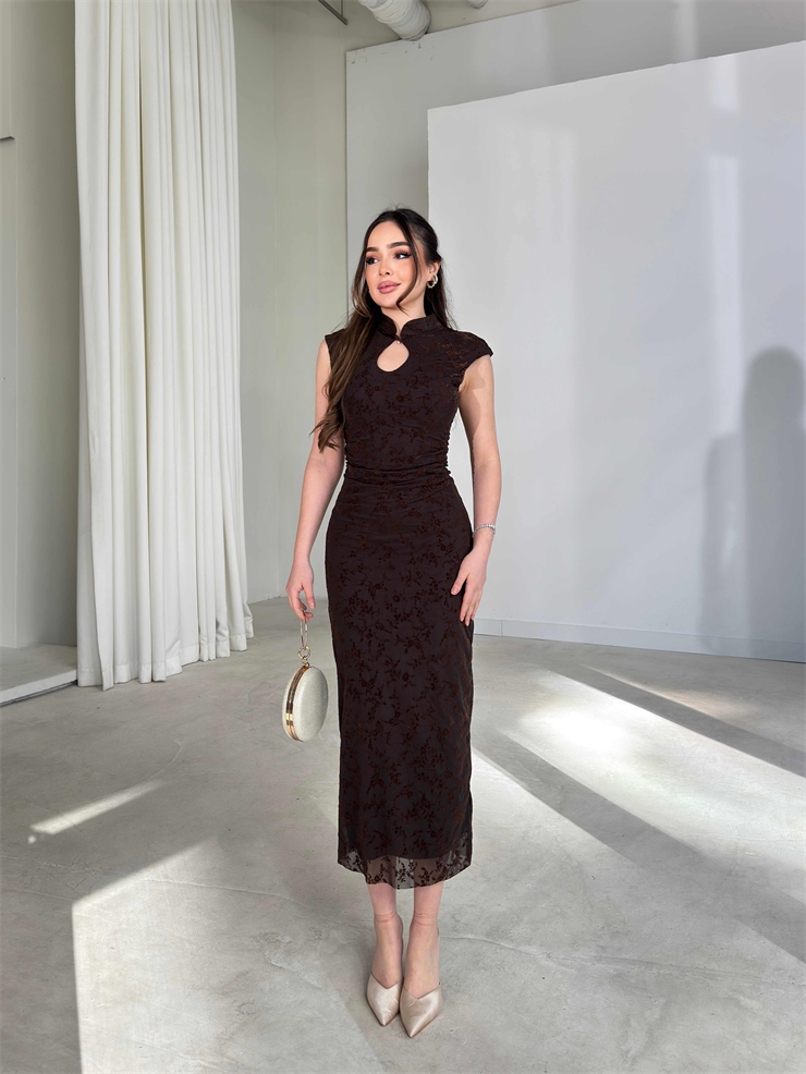 Boyundan Düğmeli Pencere Detaylı Belden Oturtmalı Midi Kahverengi Oniber Kadın Elbise 26Y082