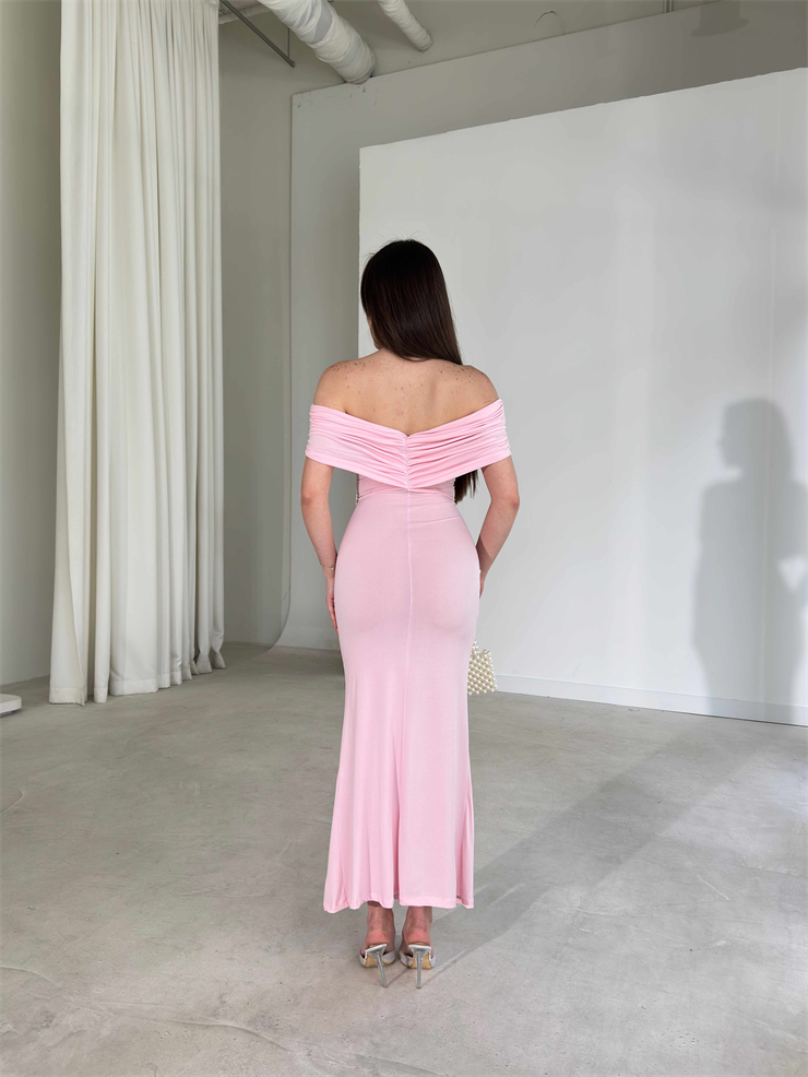 Madonna Yaka Drape Detaylı Yırtmaçlı Midi Pembe Onlim Kadın Elbise 26Y083