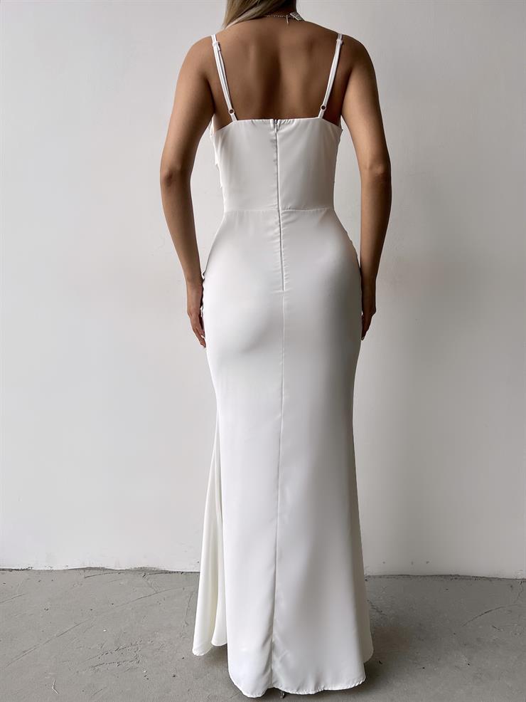 Askılı Yaka Dökümlü Ön kısmı Drape Detaylı Ontembaar Kadın Beyaz Elbise 23Y000237