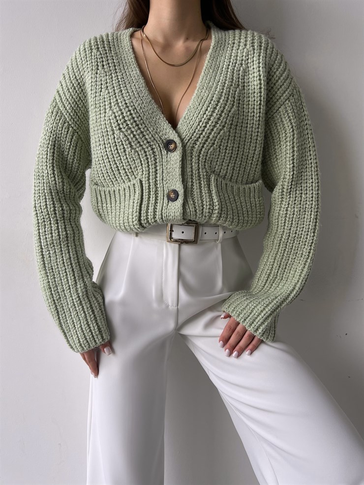 Önü Düğme Kapamalı Yanları Cepli V Yaka Kadın Yeşil Crop Hırka 23K000233