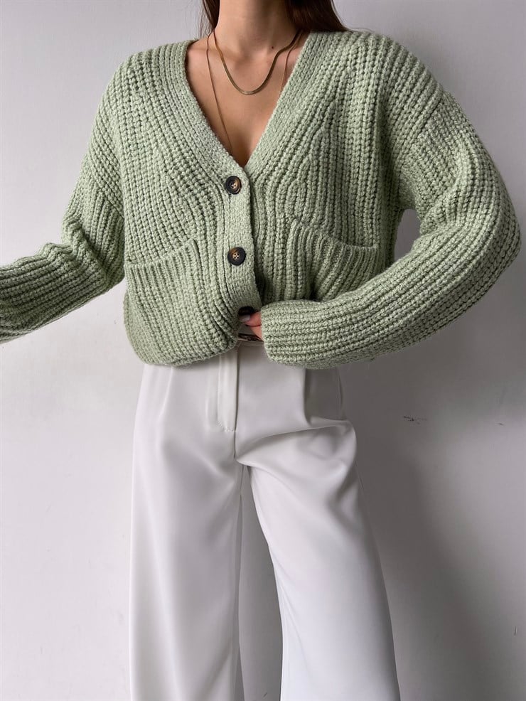 Önü Düğme Kapamalı Yanları Cepli V Yaka Kadın Yeşil Crop Hırka 23K000233