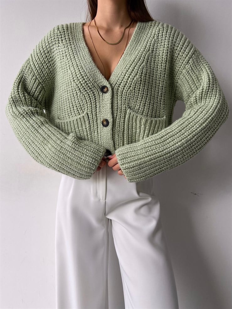 Önü Düğme Kapamalı Yanları Cepli V Yaka Kadın Yeşil Crop Hırka 23K000233