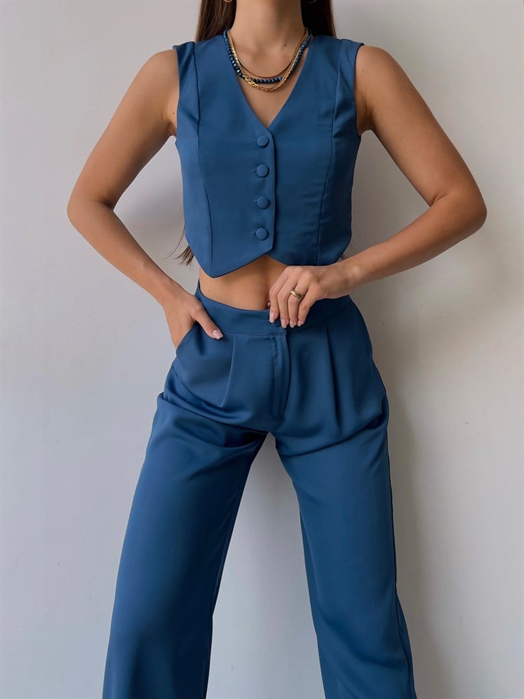 Önü Düğme Kapamalı Yelek Önden Düğmeli Yanları Cepli Bol Paça Adilson Kadın İndigo Alt-Üst takım 23K000119