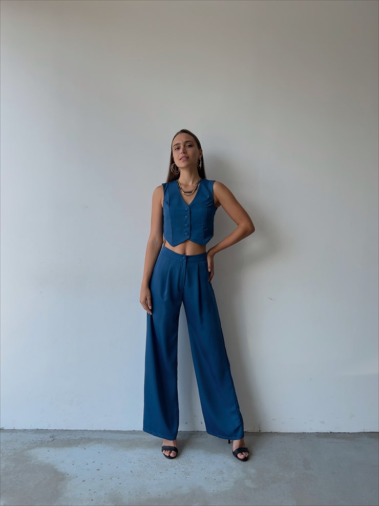 Önü Düğme Kapamalı Yelek Önden Düğmeli Yanları Cepli Bol Paça Adilson Kadın İndigo Alt-Üst takım 23K000119