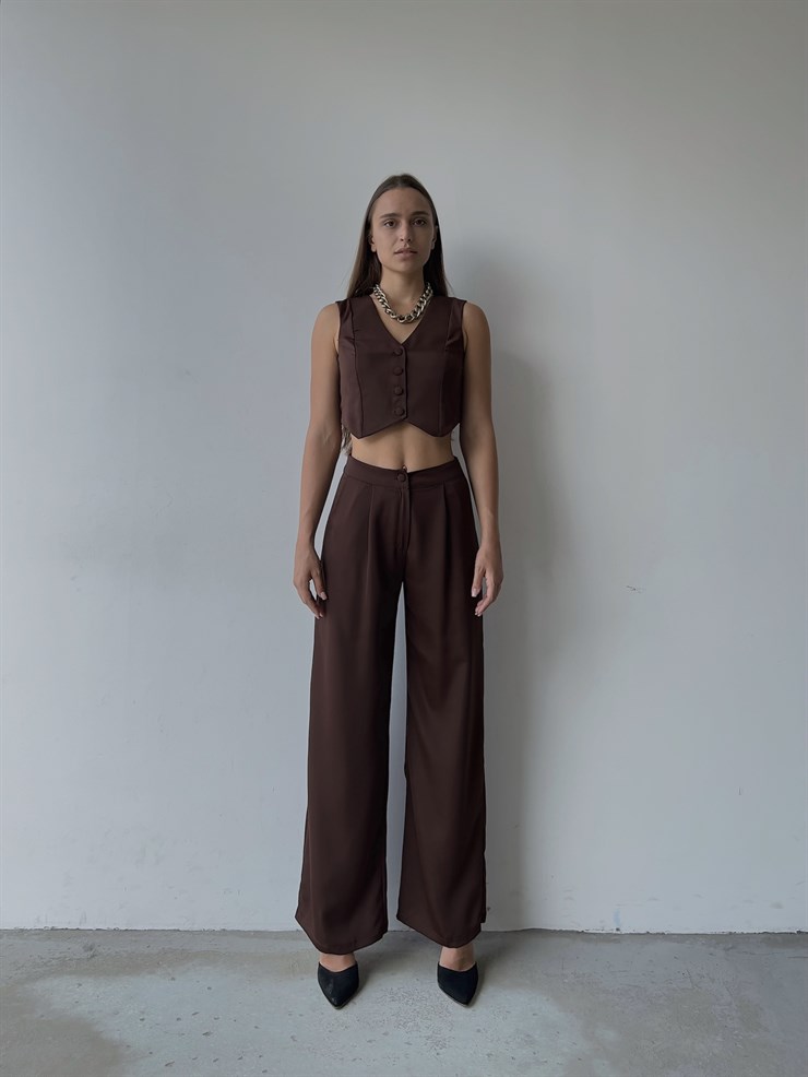 Önü Düğme Kapamalı Yelek Önden Düğmeli Yanları Cepli Bol Paça Adilson Kadın Kahve Alt-Üst takım 23K000119