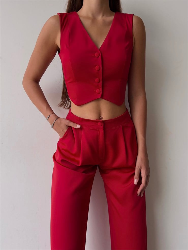Önü Düğme Kapamalı Yelek Önden Düğmeli Yanları Cepli Bol Paça Adilson Kadın Kırmızı Alt-Üst takım 23K000119